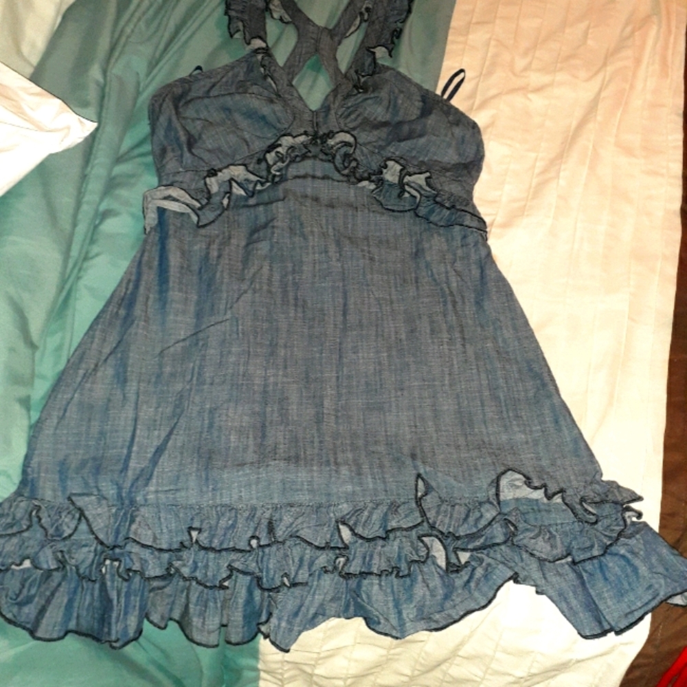 Ruffled mini
